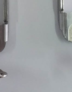 DOBRADICA ACER 4220 FBZ01019010 SOMENTE LADO DIREITO