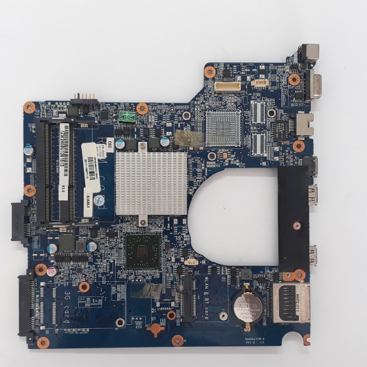 PLACA MÃE MEGAWARE MEGANOTE 6-71-W2400-D03 GP COM DEFEITO