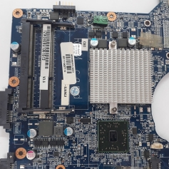 PLACA MÃE MEGAWARE MEGANOTE 6-71-W2400-D03 GP COM DEFEITO
