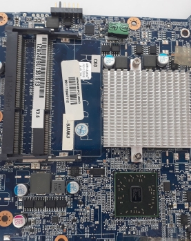 PLACA MÃE MEGAWARE MEGANOTE 6-71-W2400-D03 GP COM DEFEITO