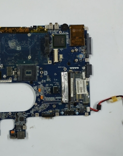 PLACA MAE TOSHIBA A135 LA-3401P COM DEFEITO