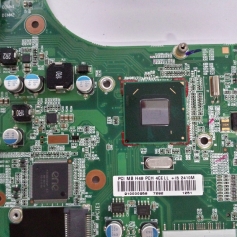 Placa Mãe CCE Onix 323BE P64072C C/Defeito