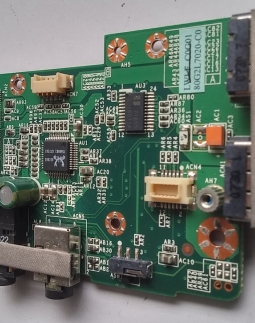 Placa USB / Áudio P/Notebook CCE 35G2L5020-C0​