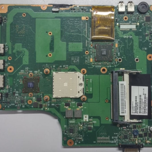 PLACA MAE TOSHIBA SATELLITE A215 COM DEFEITO PLACA MAE TOSHIBA SATELLITE A215 COM DEFEITO